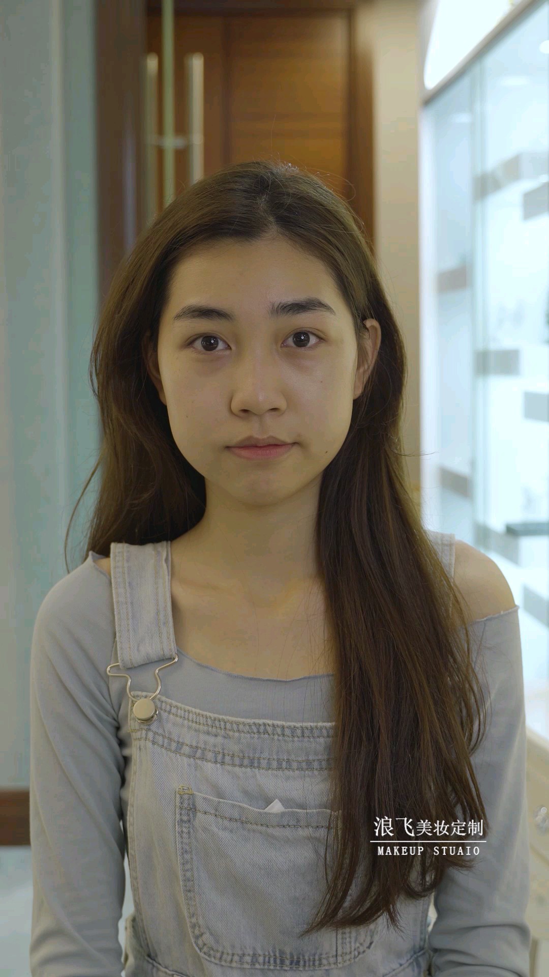 全天婚礼跟妆 +赠送 2妈妈妆  1新郎妆