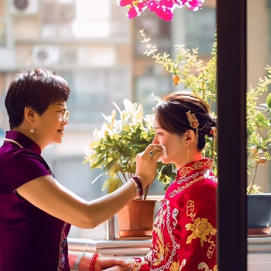 V视觉【私人定制】楚雄本地【婚纱摄影】