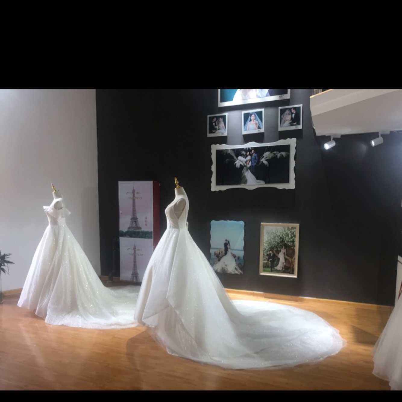 新娘嫁衣婚纱婚礼机构
