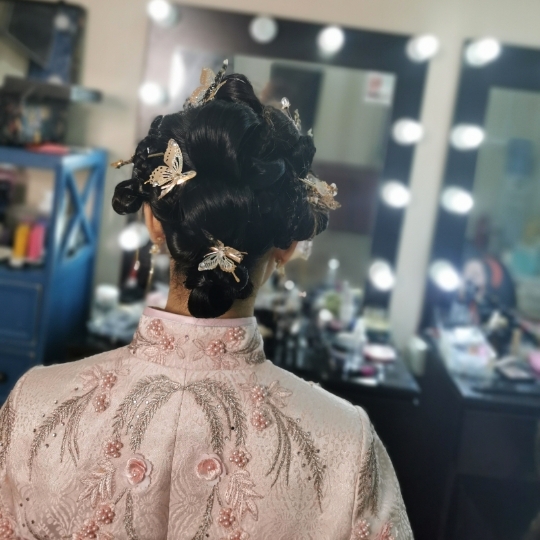 《热卖推荐》总监全程跟妆3妆3造