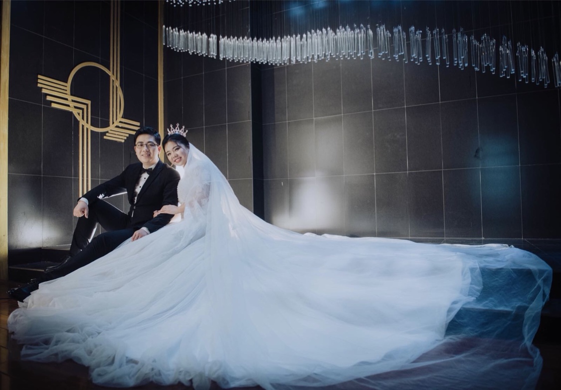 邹城巴黎春天婚纱摄影_巴黎春天婚纱摄影