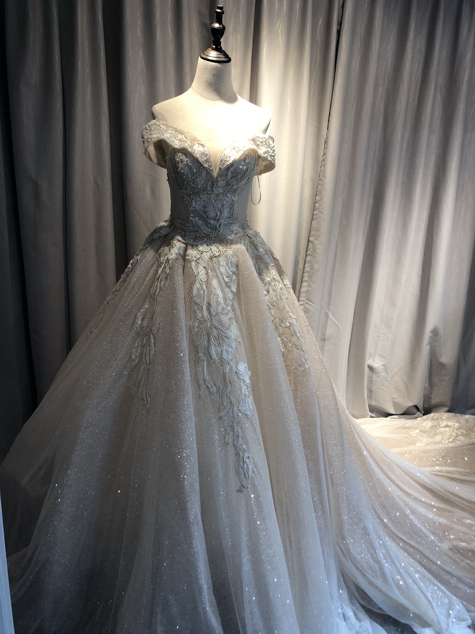 Marry蔓瑞婚纱礼服馆