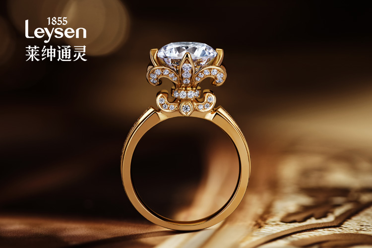 王后系列18K金钻石戒指钻戒女王后鸢尾