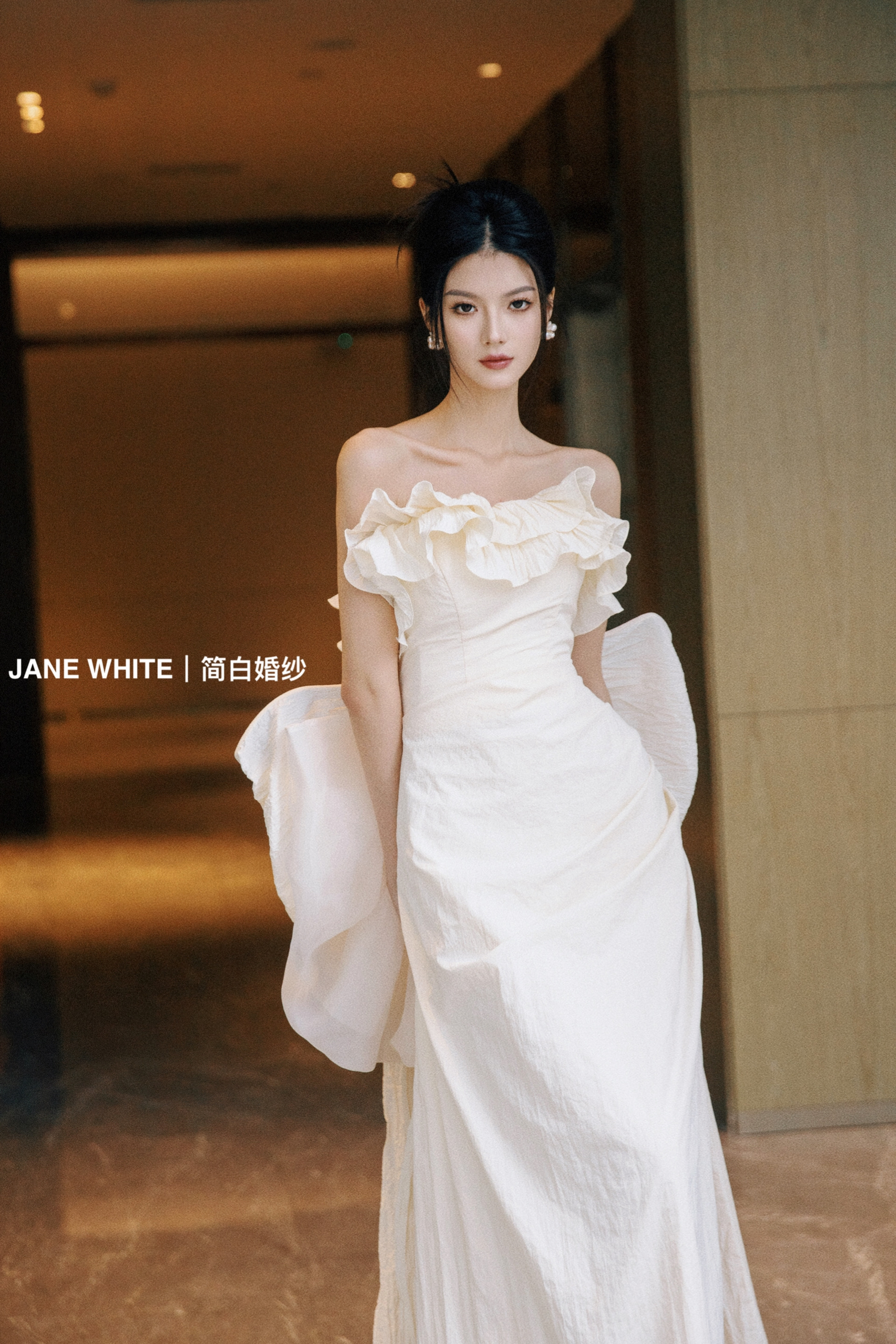 【人气热推】精品婚纱11件套