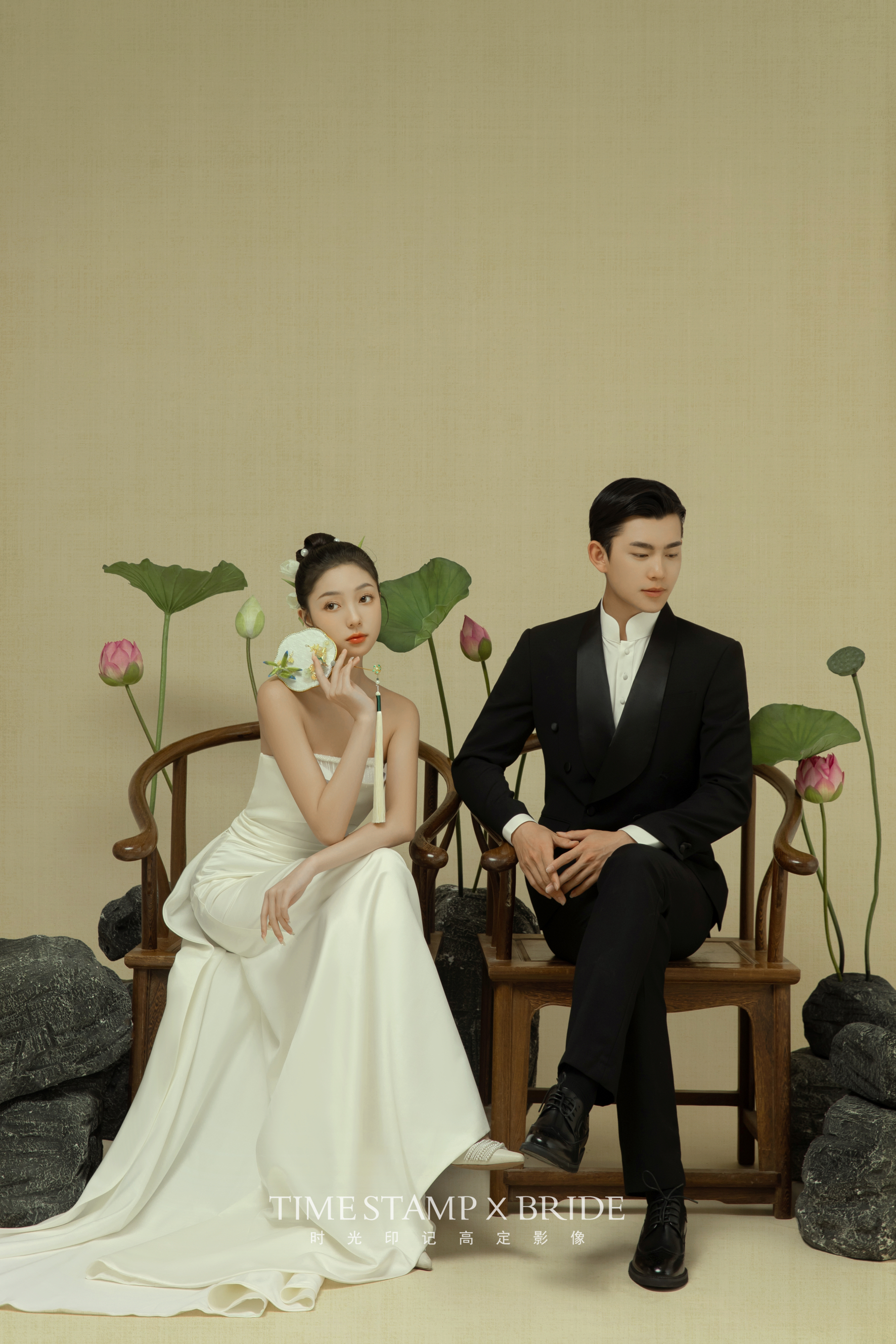 水墨荷花，中式国风婚纱照,宛如古风画卷！