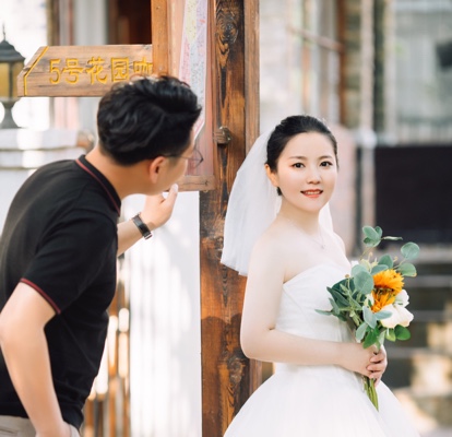 灬侯佳辰er吖