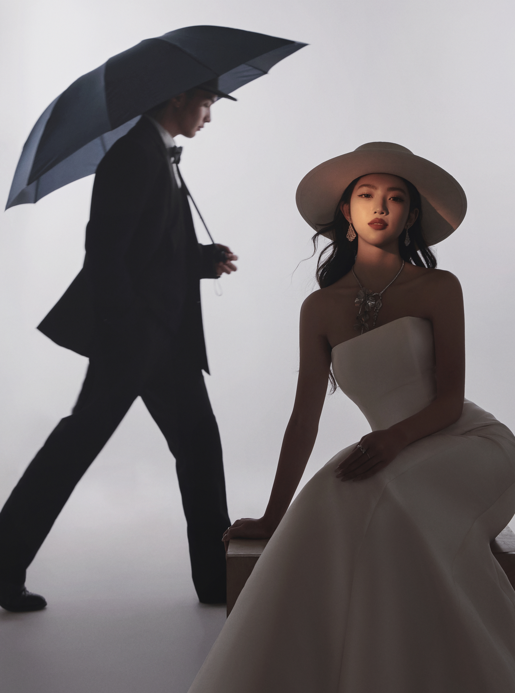 【高定同款】高级感婚纱照+抢定旺季档期+底片全送