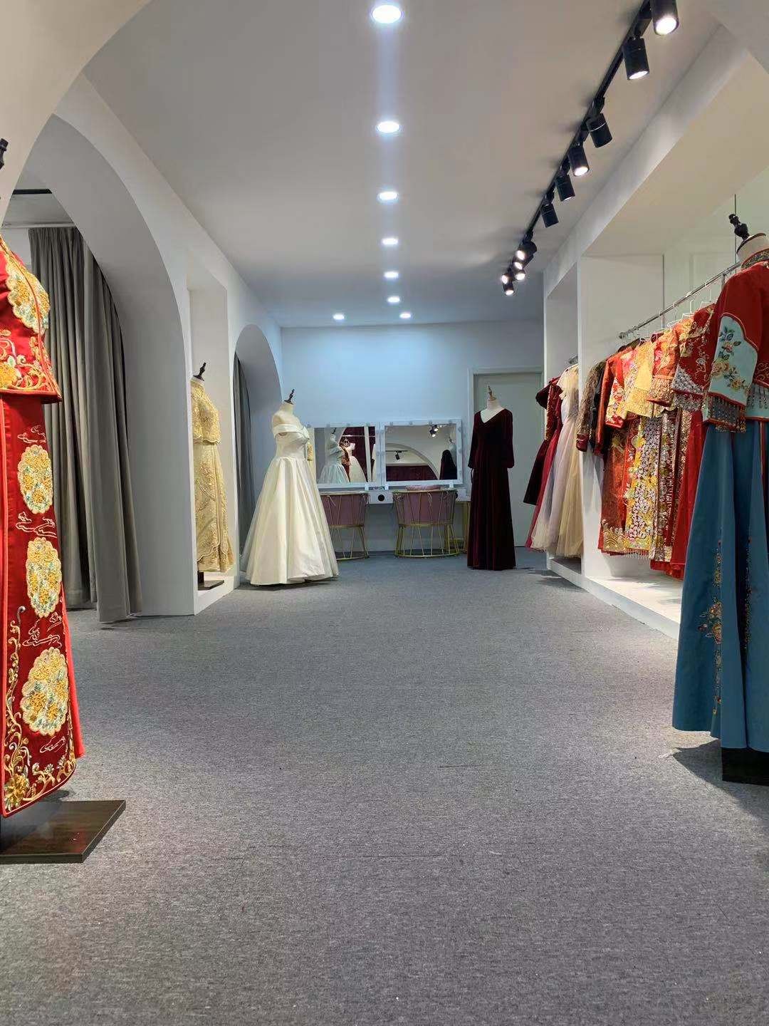 睢宁县佩玖婚纱礼服馆
