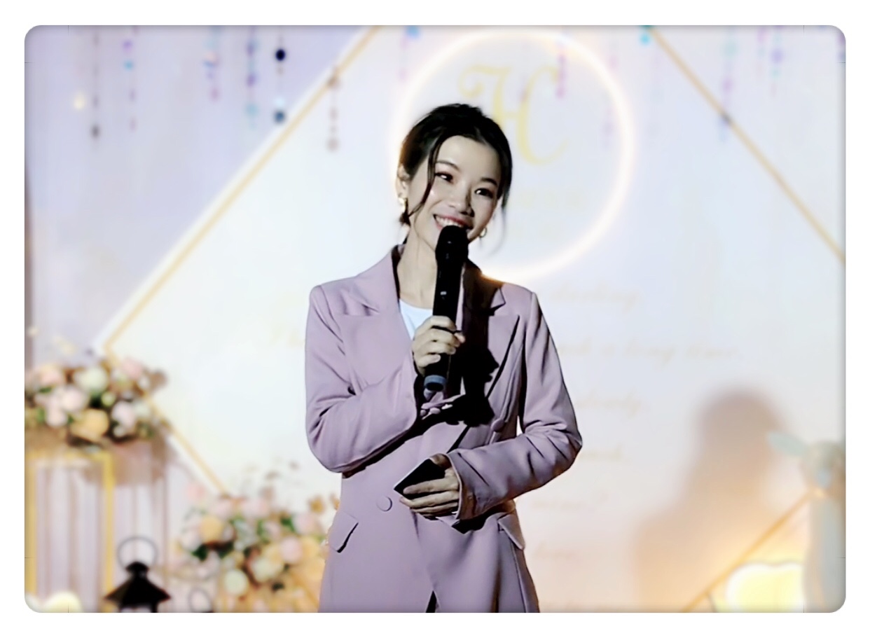 李玲