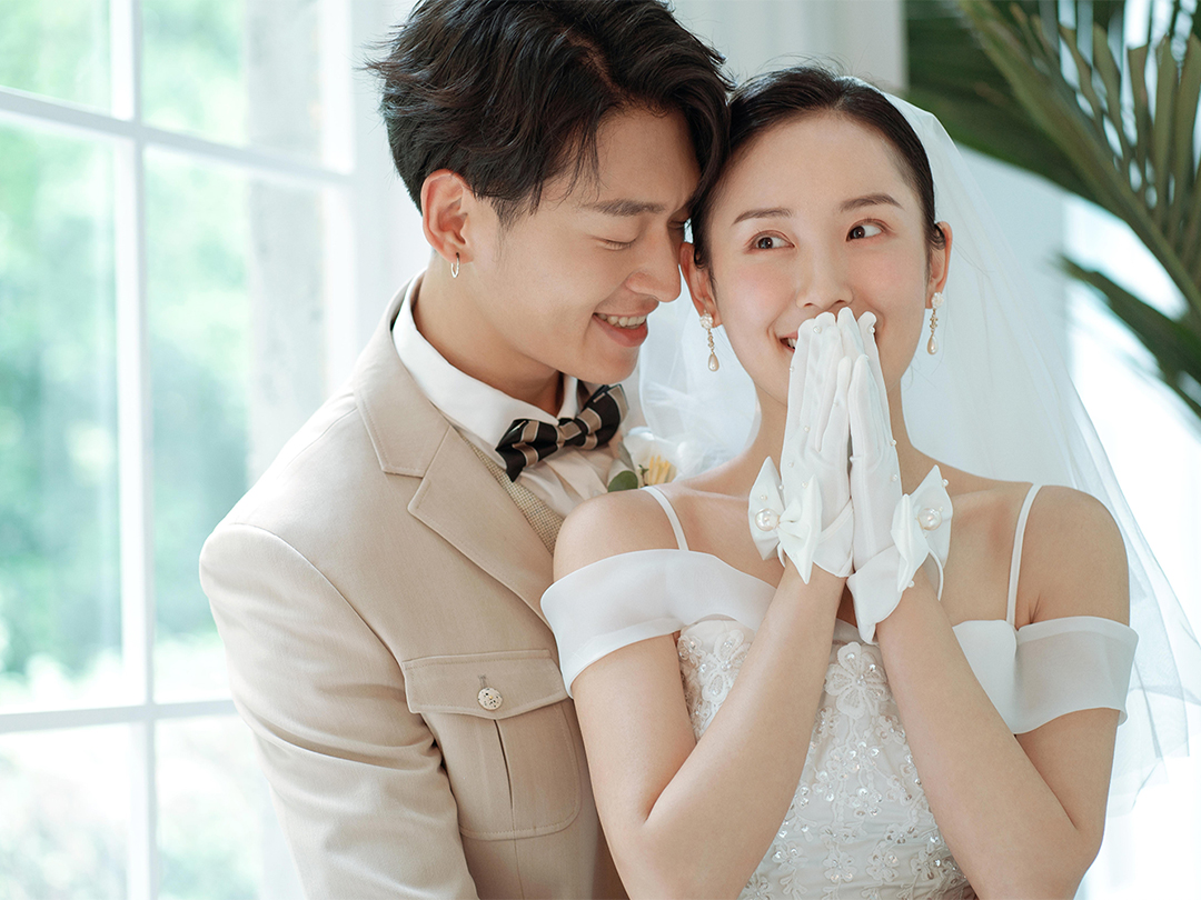经典室内韩式婚纱照