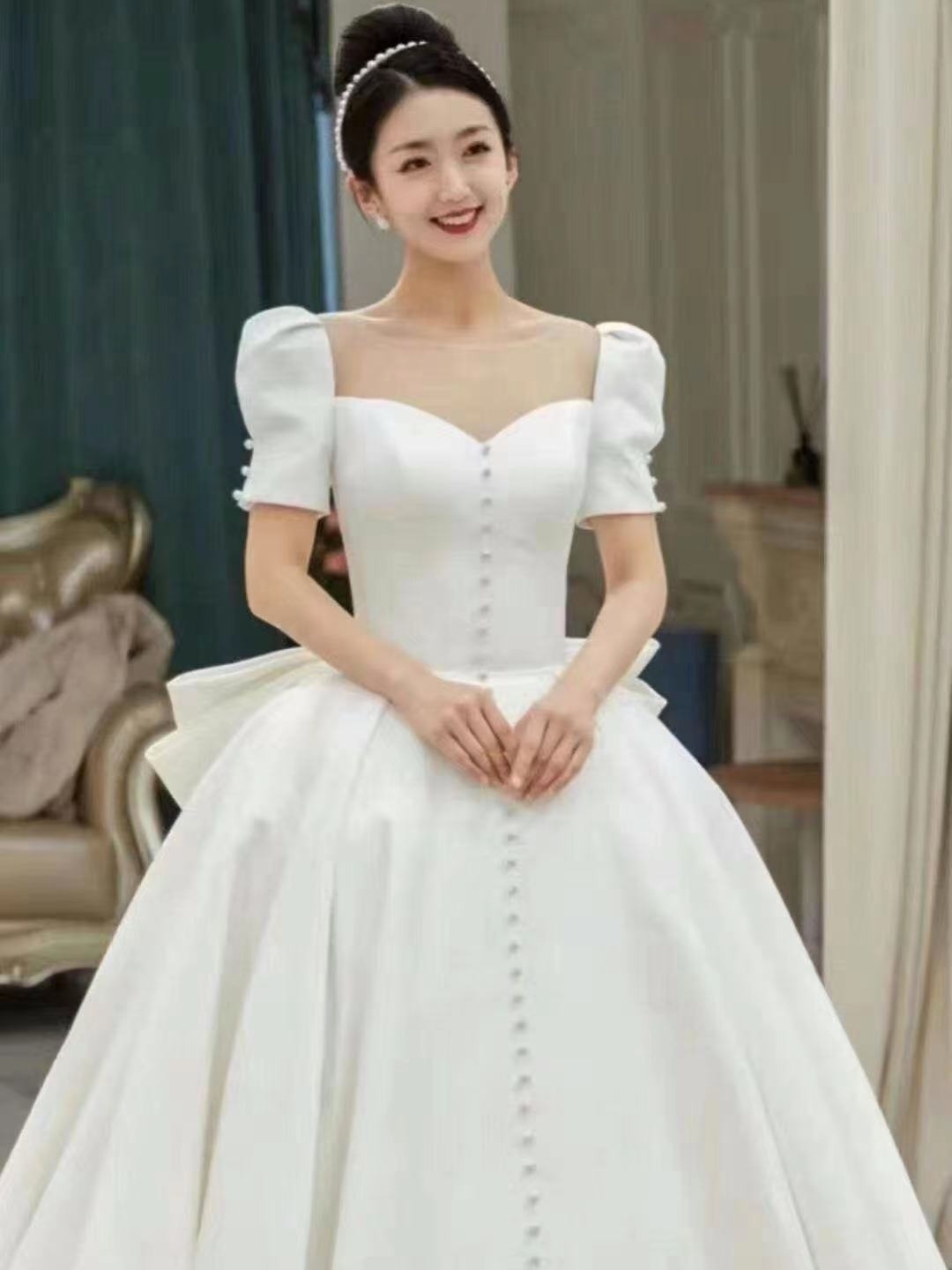 婚紗秀禾新郎裝伴郎伴娘服新款婚紗網(wǎng)紅款
