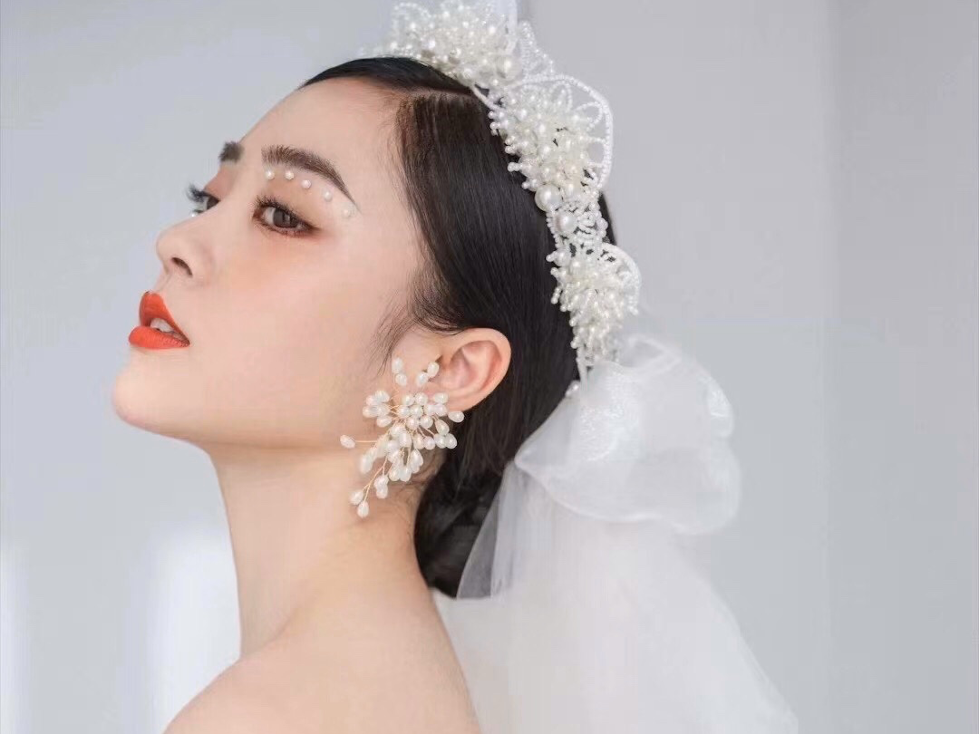 婚礼跟妆 送一位亲属妆
