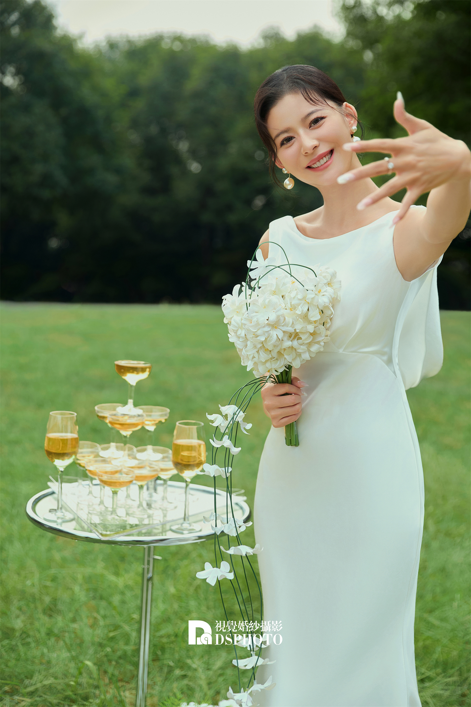 纪实小清新/森系草坪婚纱照