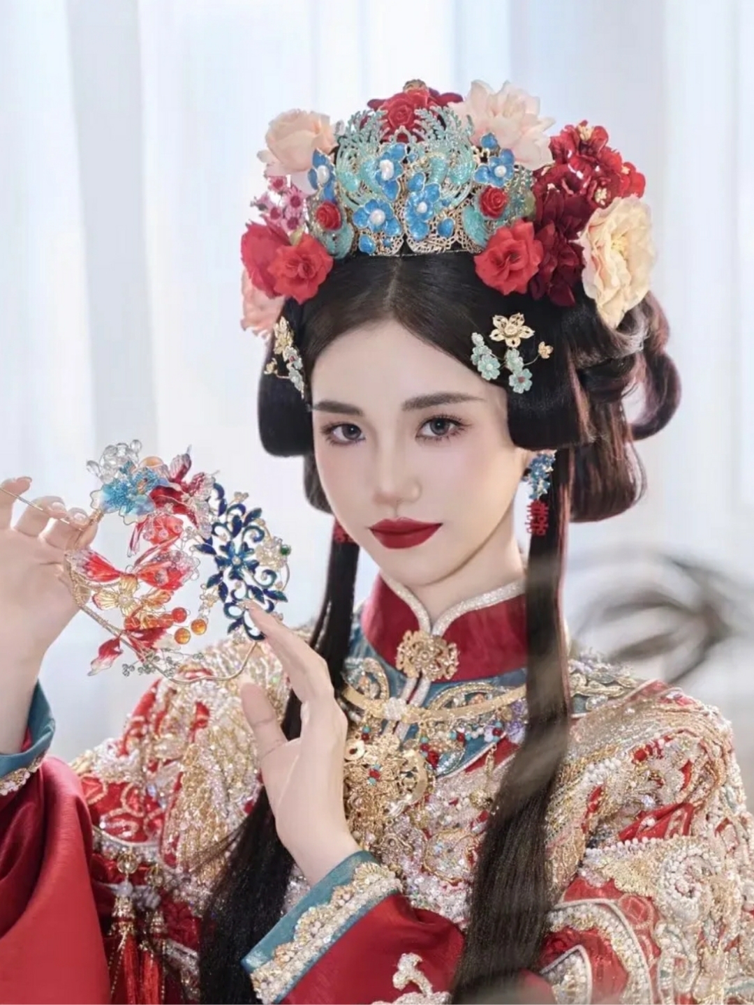 大气中式汉服新娘1980元全天跟妆