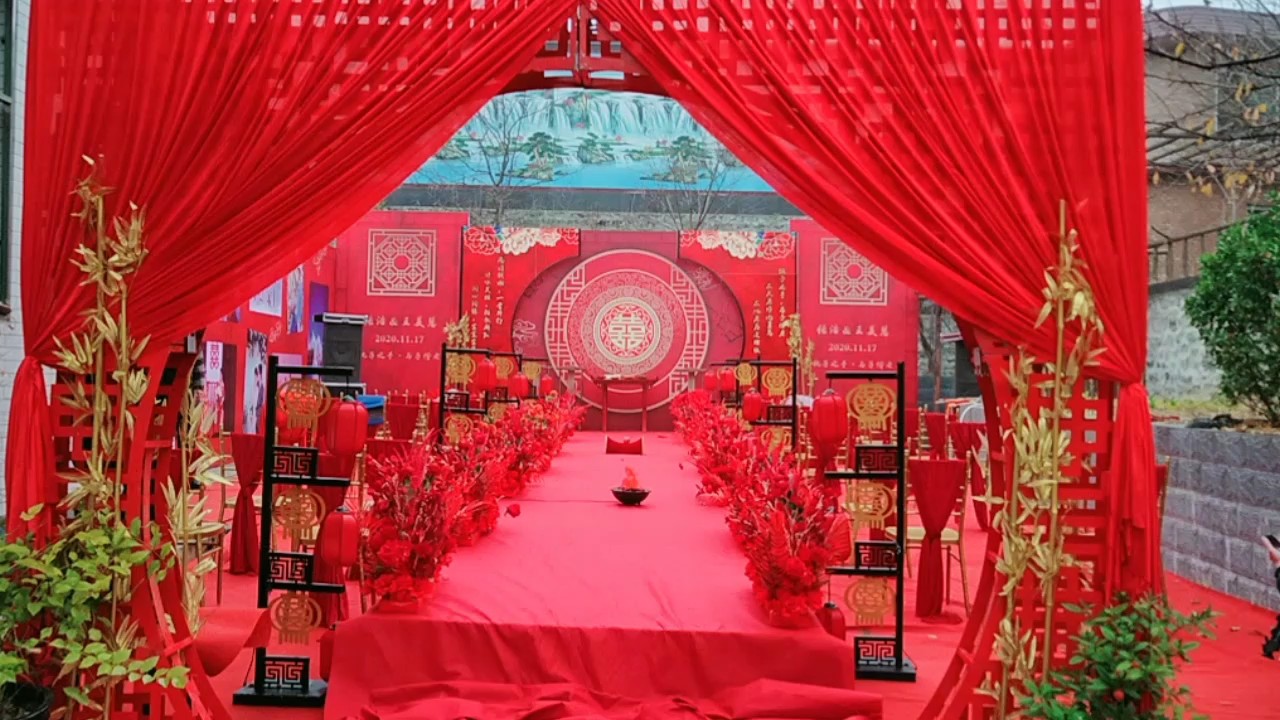 熱鬧喜慶的大院中式婚禮，見證新人幸福時(shí)刻