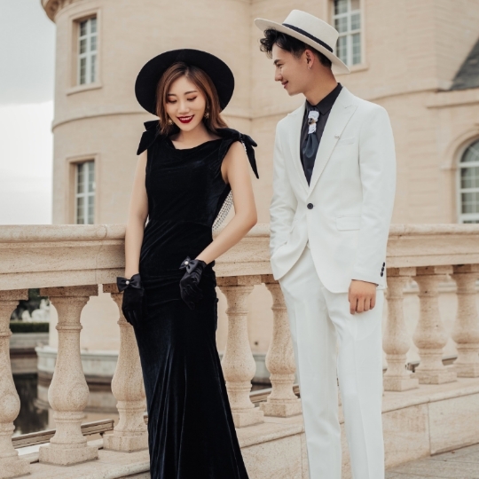 城堡霸气的她，是每个女孩梦寐以求的婚纱照