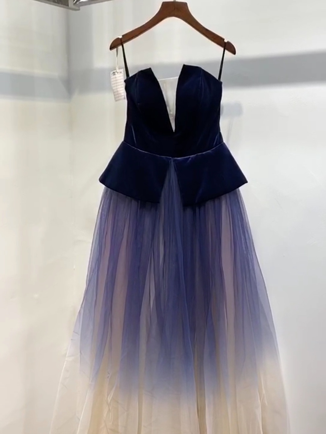   高定单品【高端礼服】