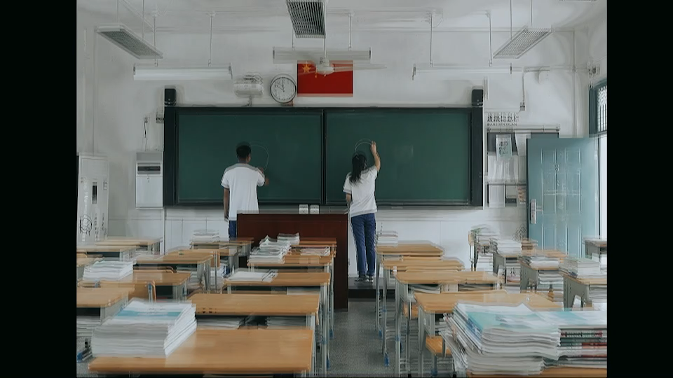 简单  自然 清新风主持人