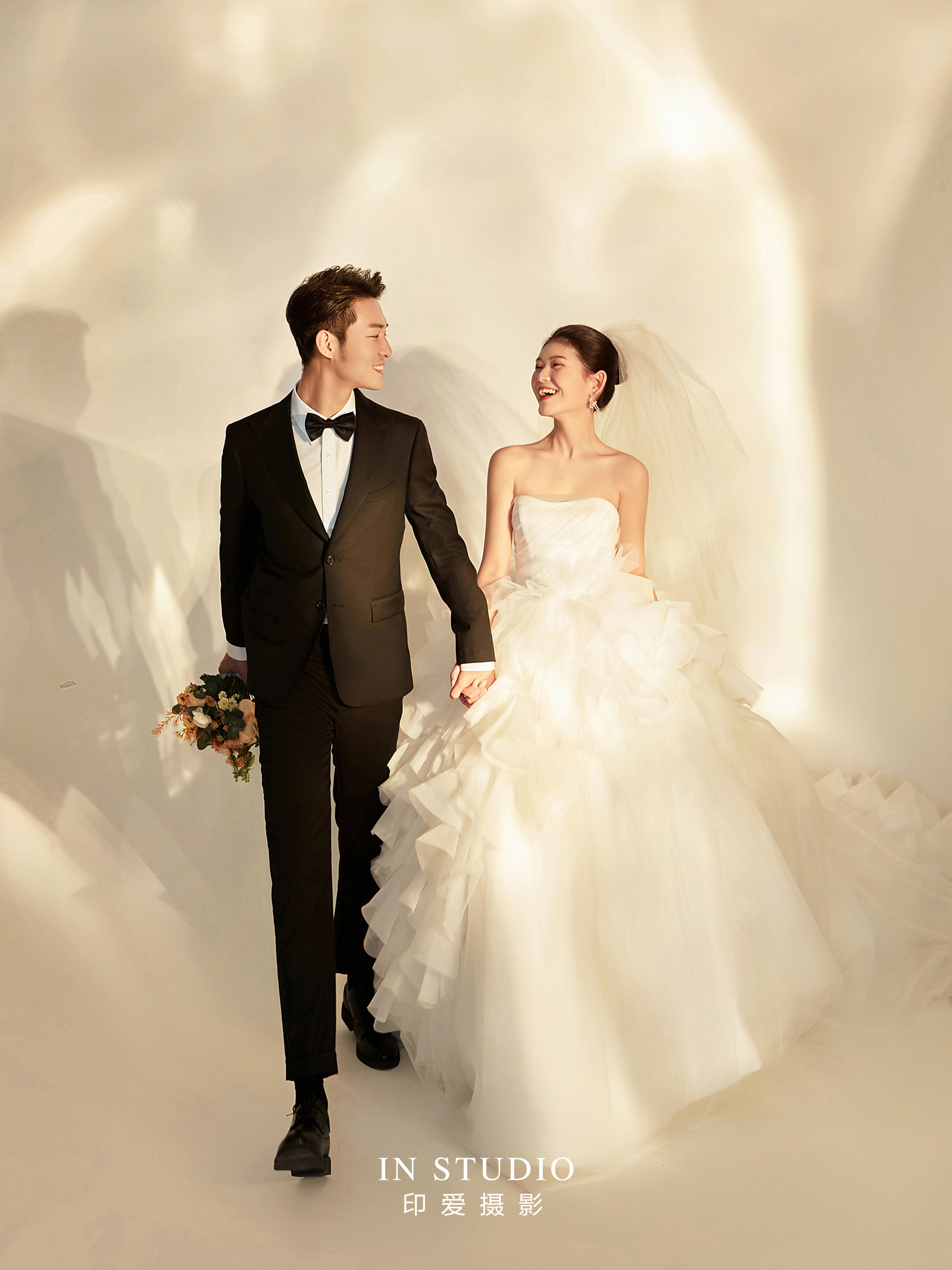 2023爆火的水波纹光影婚纱照