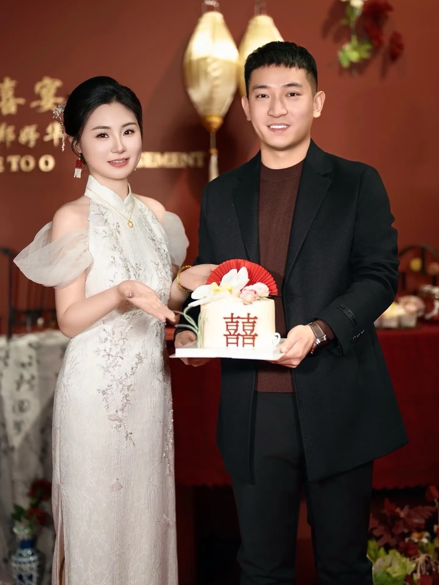高端定制新娘早妆 新郎妆 妈妈妆 婆婆妆 伴郎伴