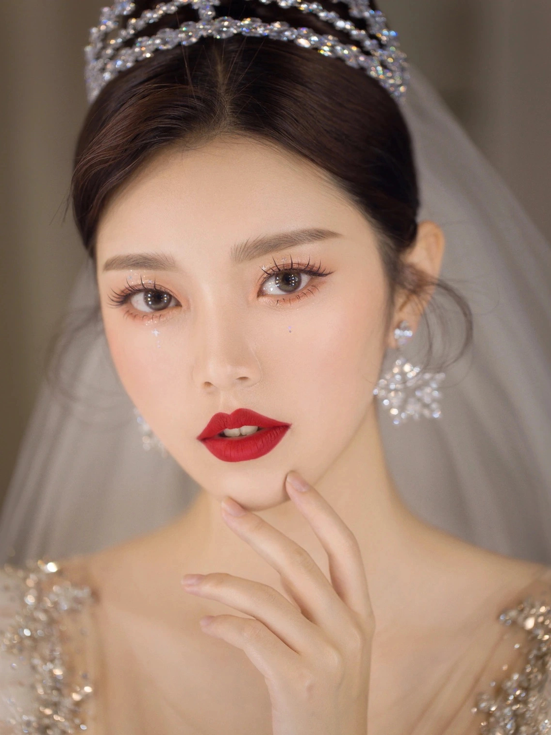 高级感白纱造型
