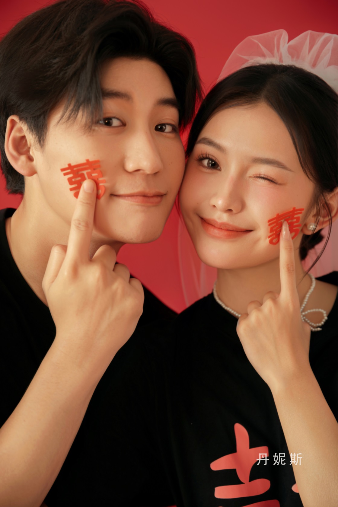 免費送全套婚禮嫁衣+300張底片全送+88張精修