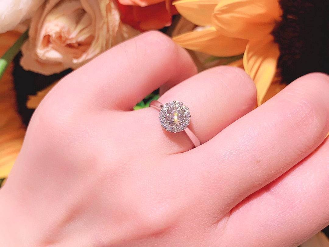 爱的太阳花定制50分阳光钻戒心动价