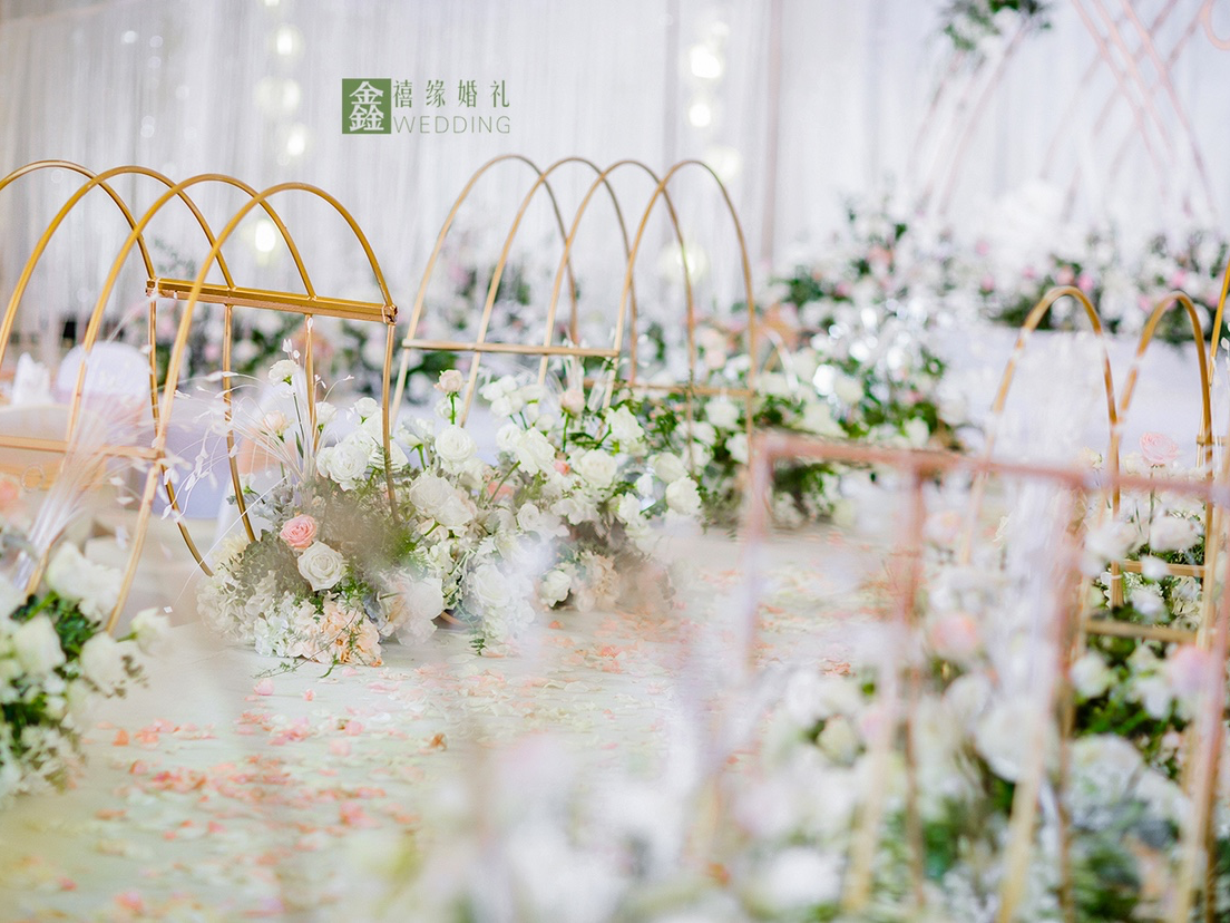 鑫禧缘婚礼定制 | 室内仪式+纯白色系+专业灯光