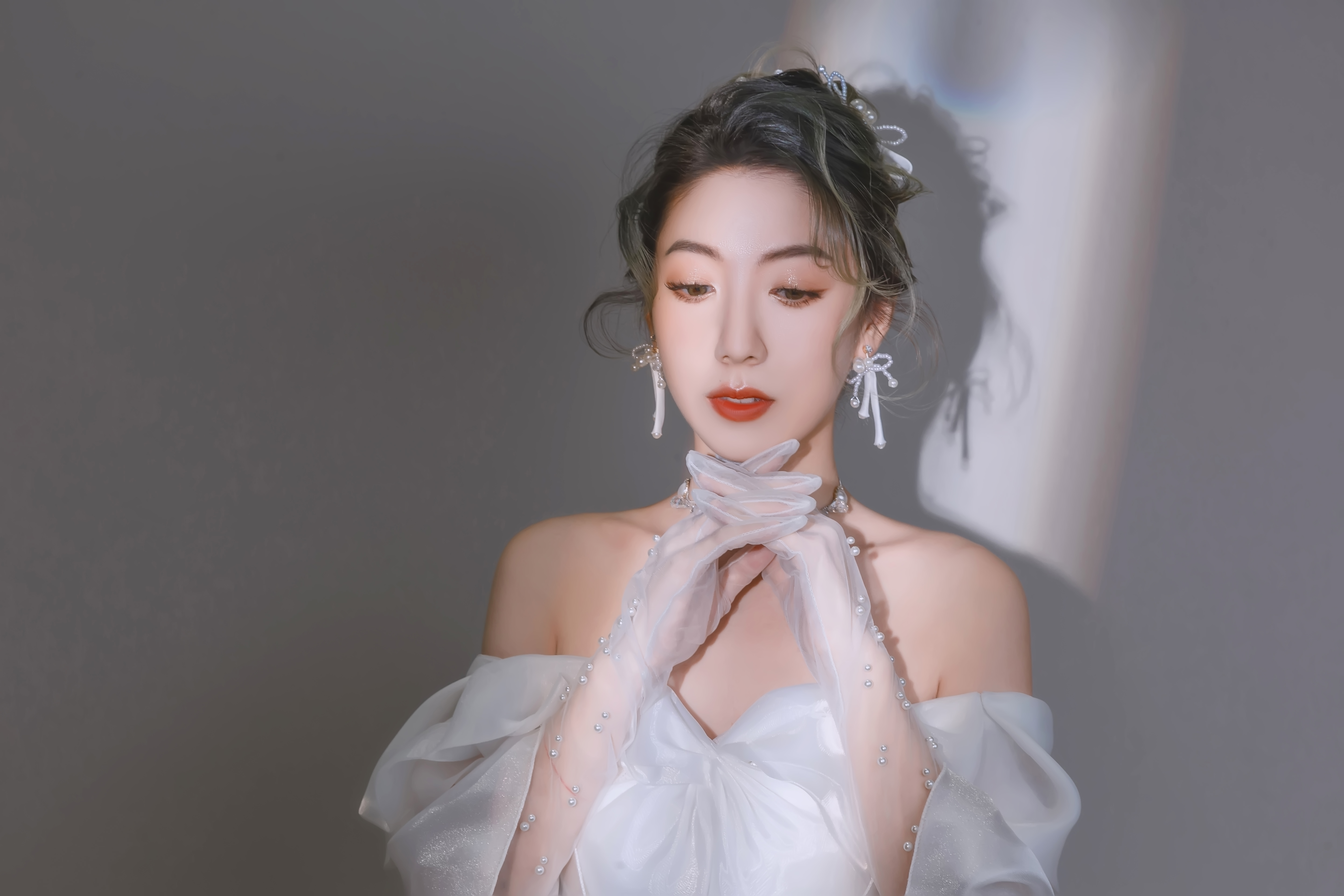 典礼造型-大气中透着优雅，全场瞩目的焦点