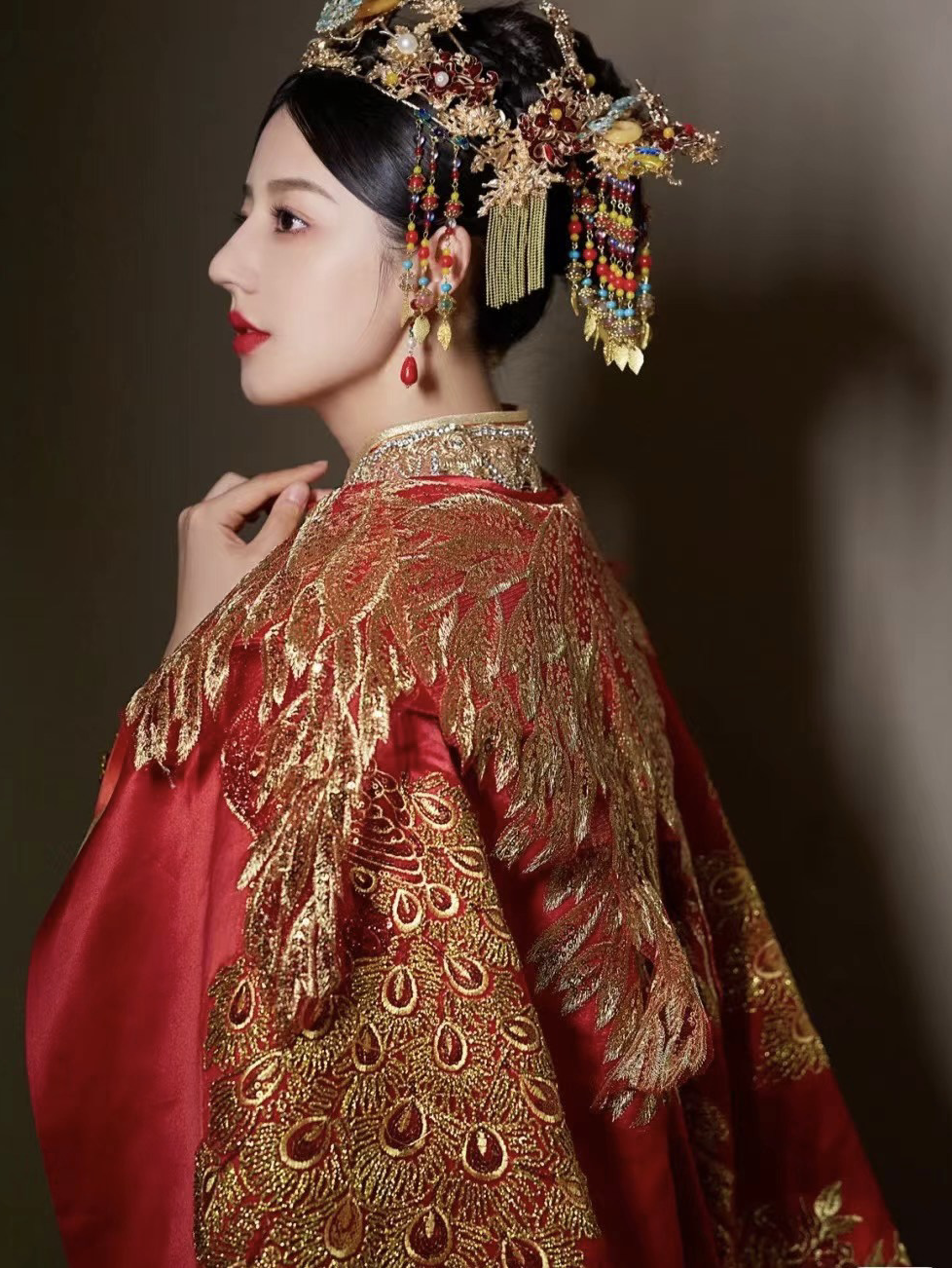 禧嫁创始人私人定制中式汉服婚礼全天跟妆