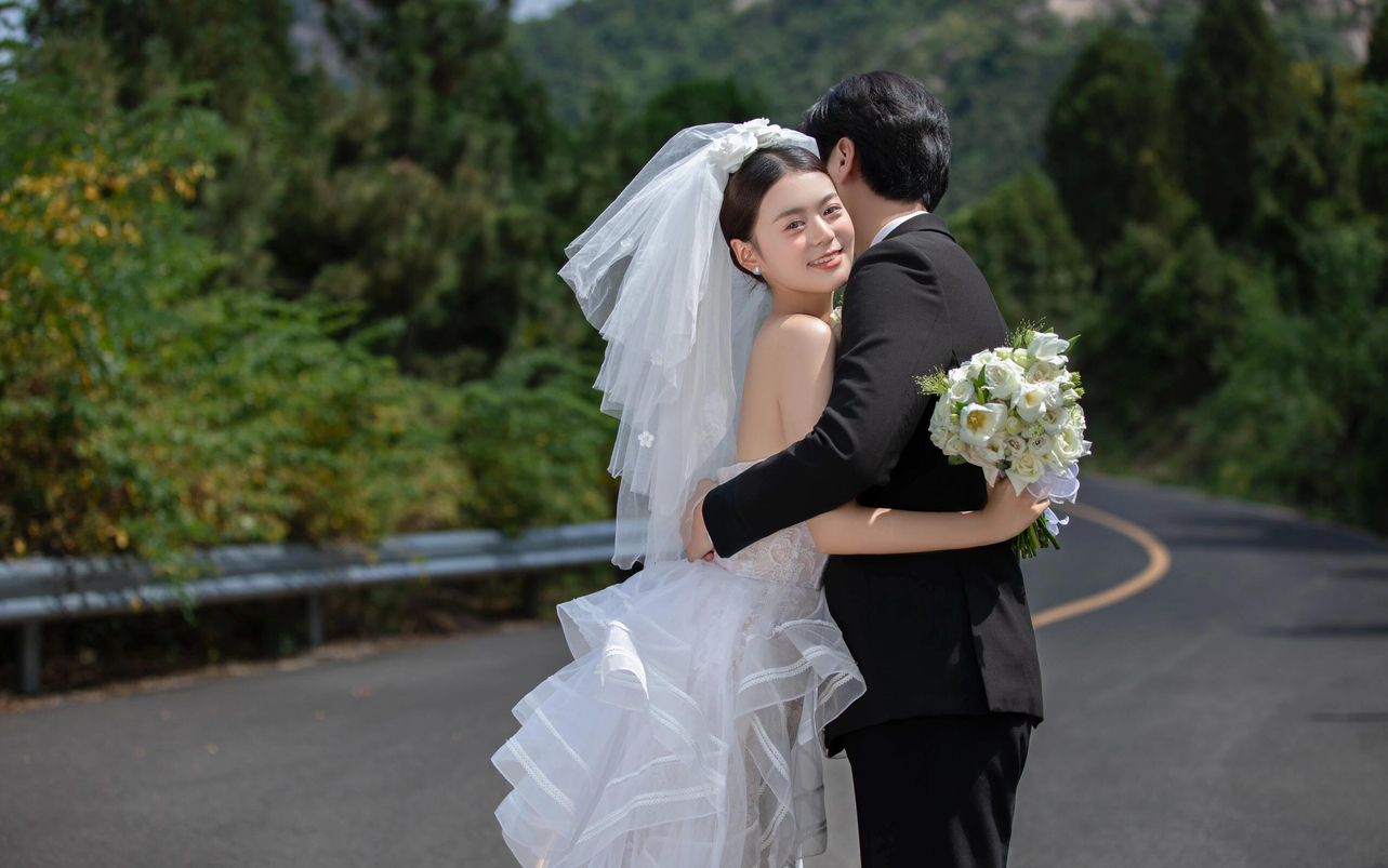 公路婚紗照經(jīng)典必拍！石家莊婚紗照推薦商家