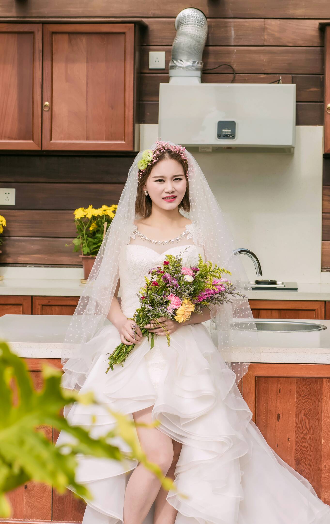 亚婚纱摄影_三上悠亚性感写真婚纱(3)