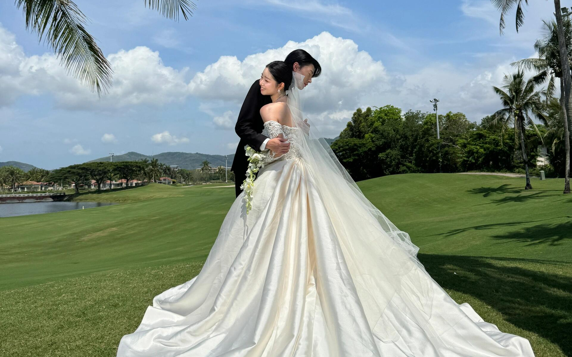 高爾夫草坪婚紗照 愛(ài)了愛(ài)了