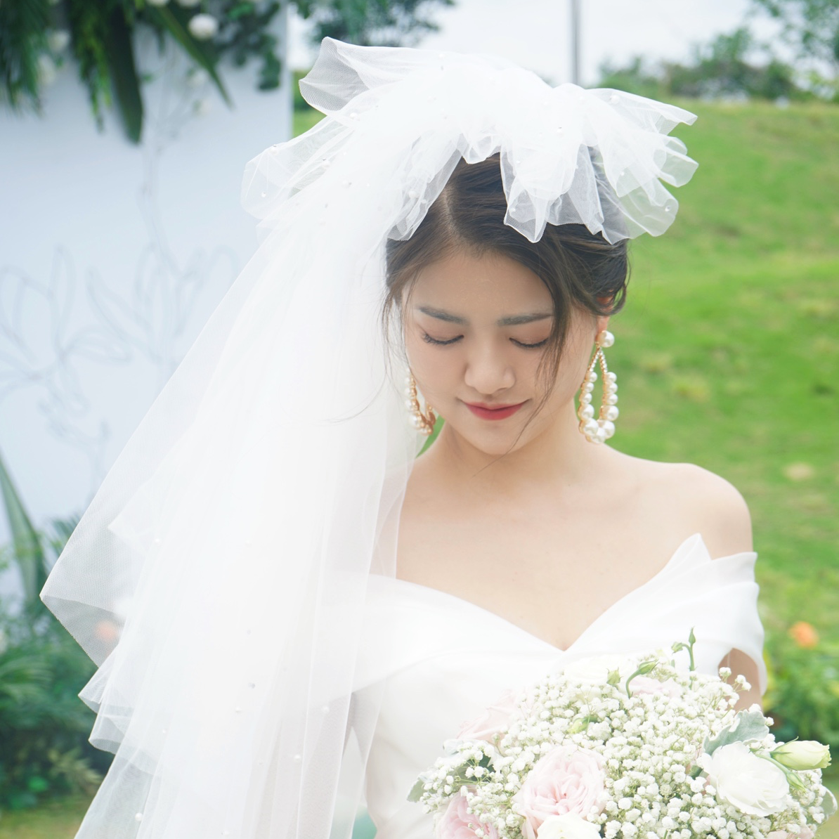 【人气超值】户外婚礼新娘跟妆总监级化妆师三套造型