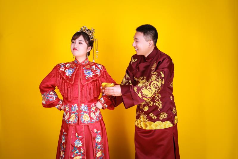 皇帝婚纱_皇帝动漫图片