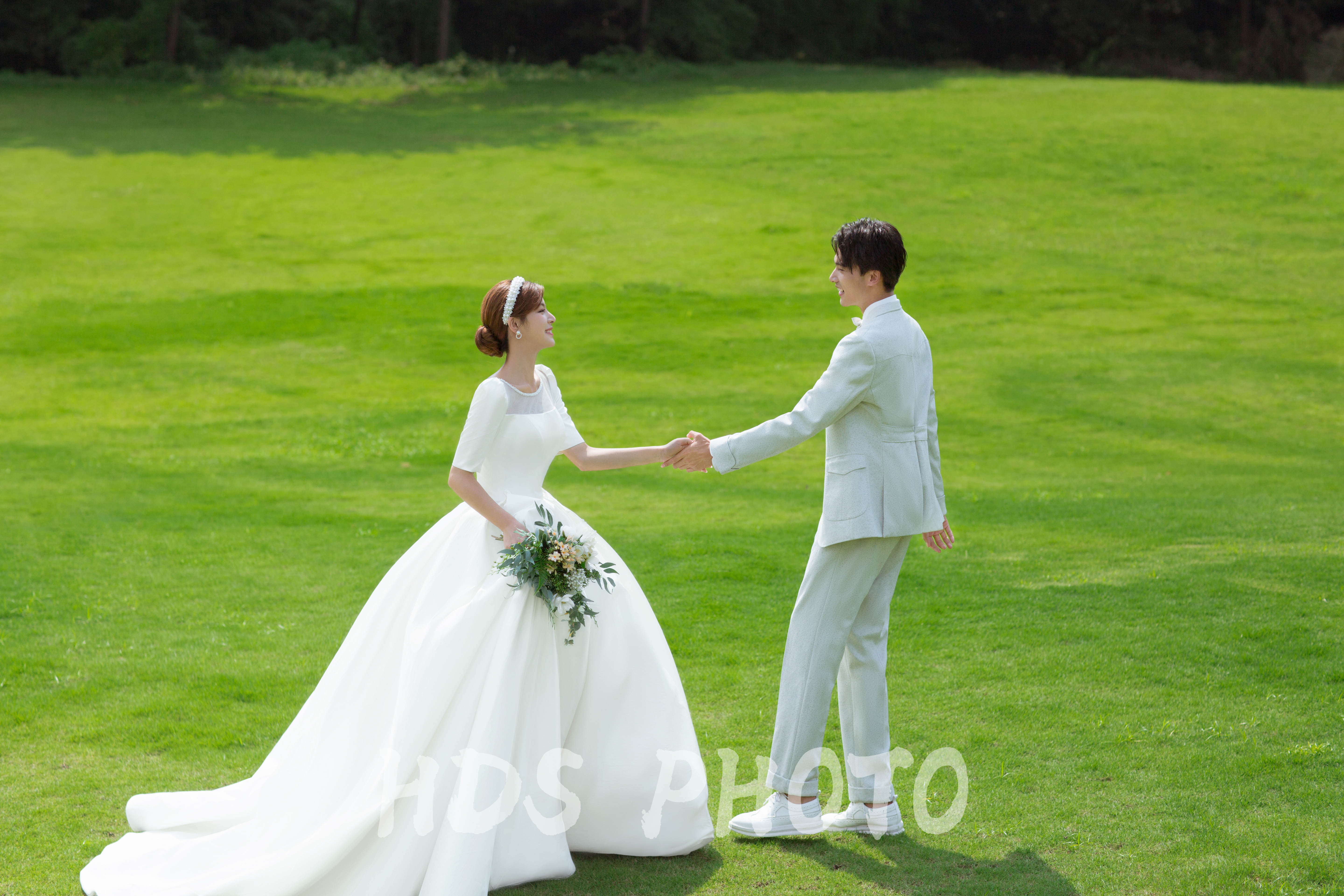 【口碑严选】 总监一对一 草坪森系唯美浪漫婚纱照