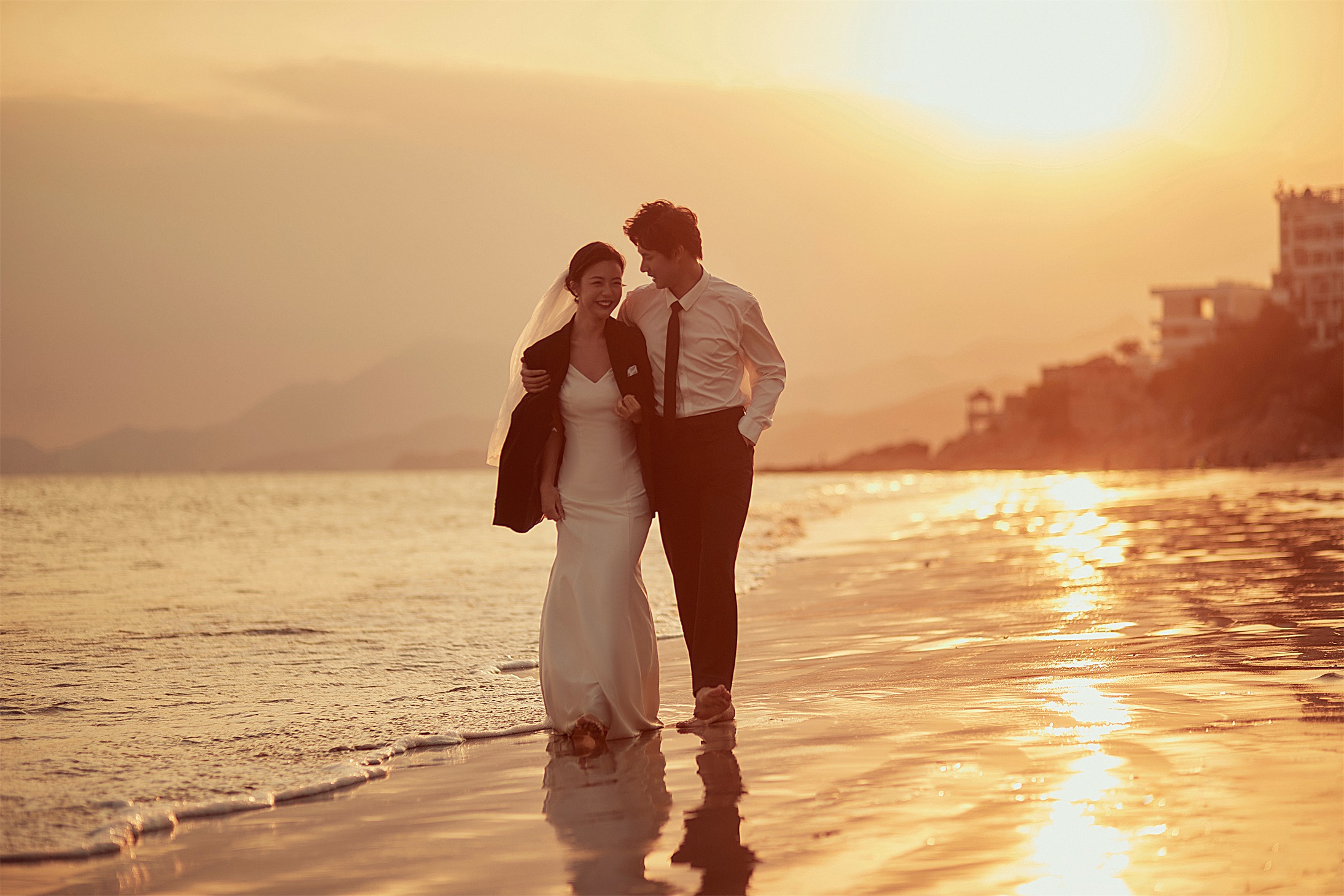 【私人定制】电影纪实婚纱照+轻奢定制+产品包邮 