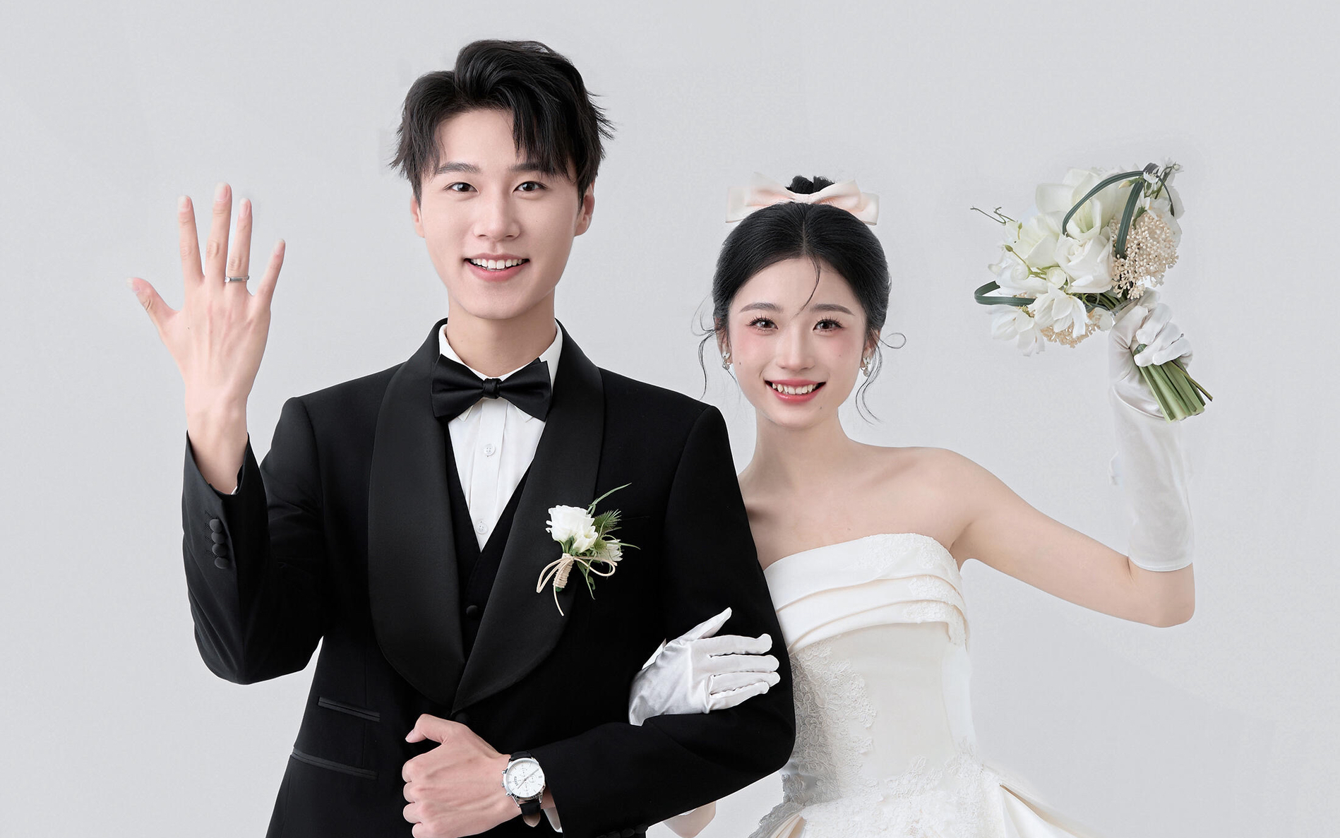 室內極簡甜美婚紗照誰不愛