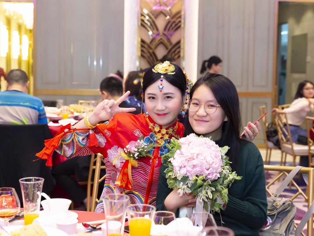 广佛清英化妆师中式，婚纱造型二选一