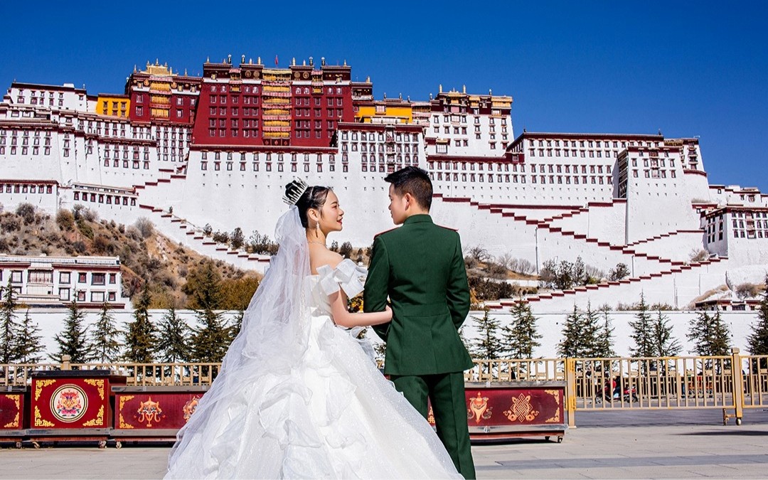 西藏拉萨圣城之恋唯美婚纱