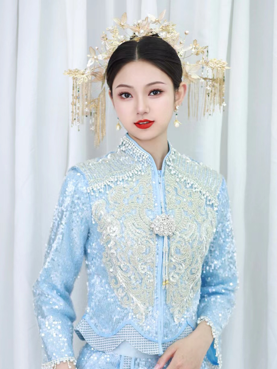 画各种妆，见各种新娘，做各种车，走各种路，这就是