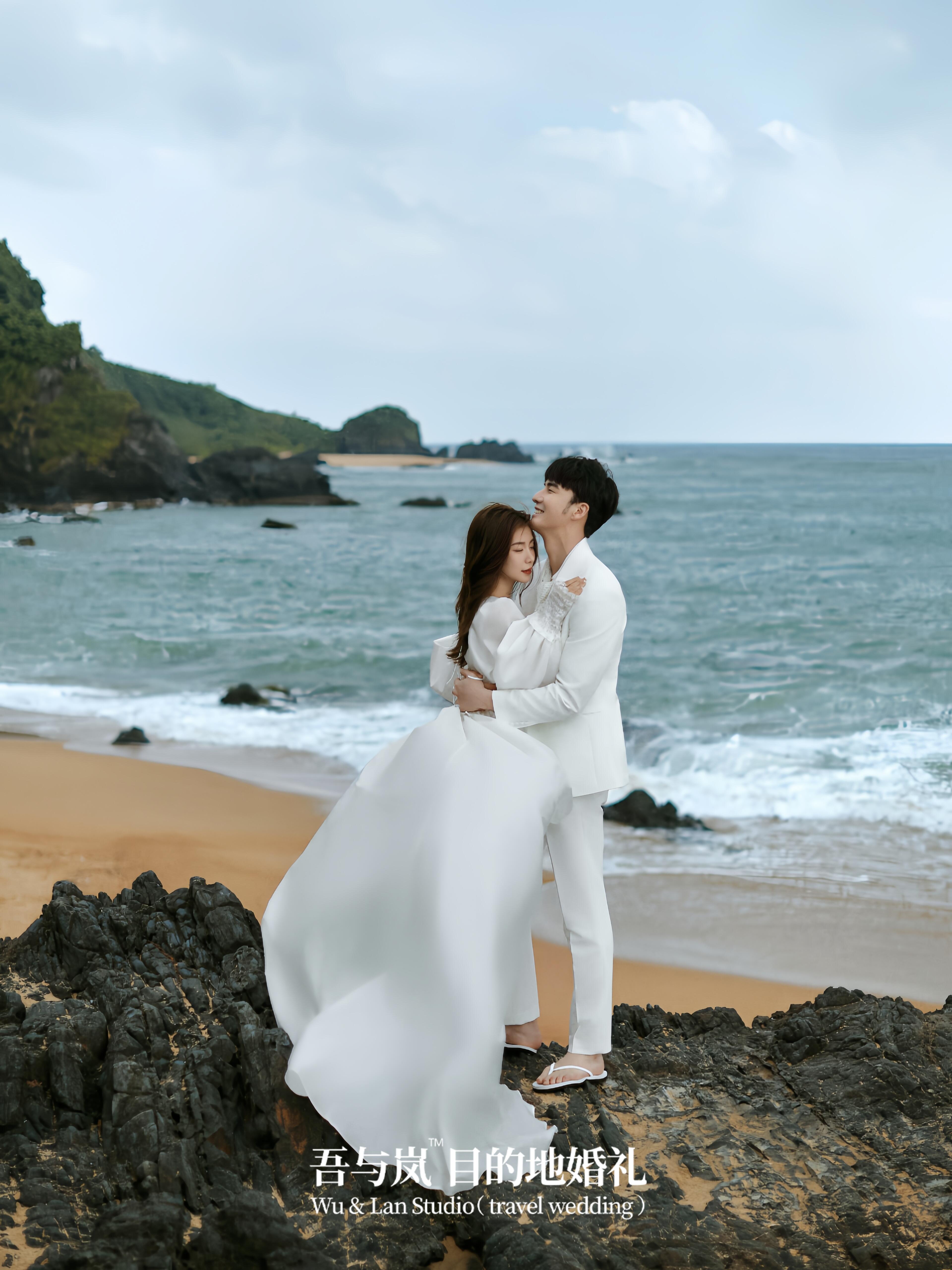 目的地旅拍+海量精修+风格任选+服装任选