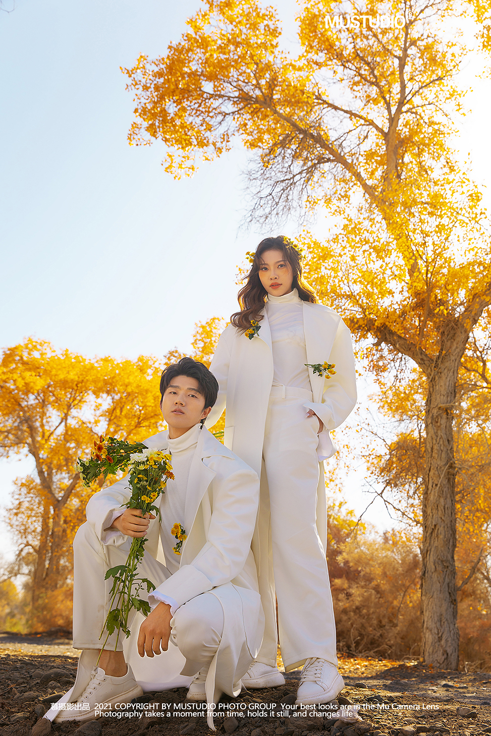 森系度假婚纱照丨林间携手