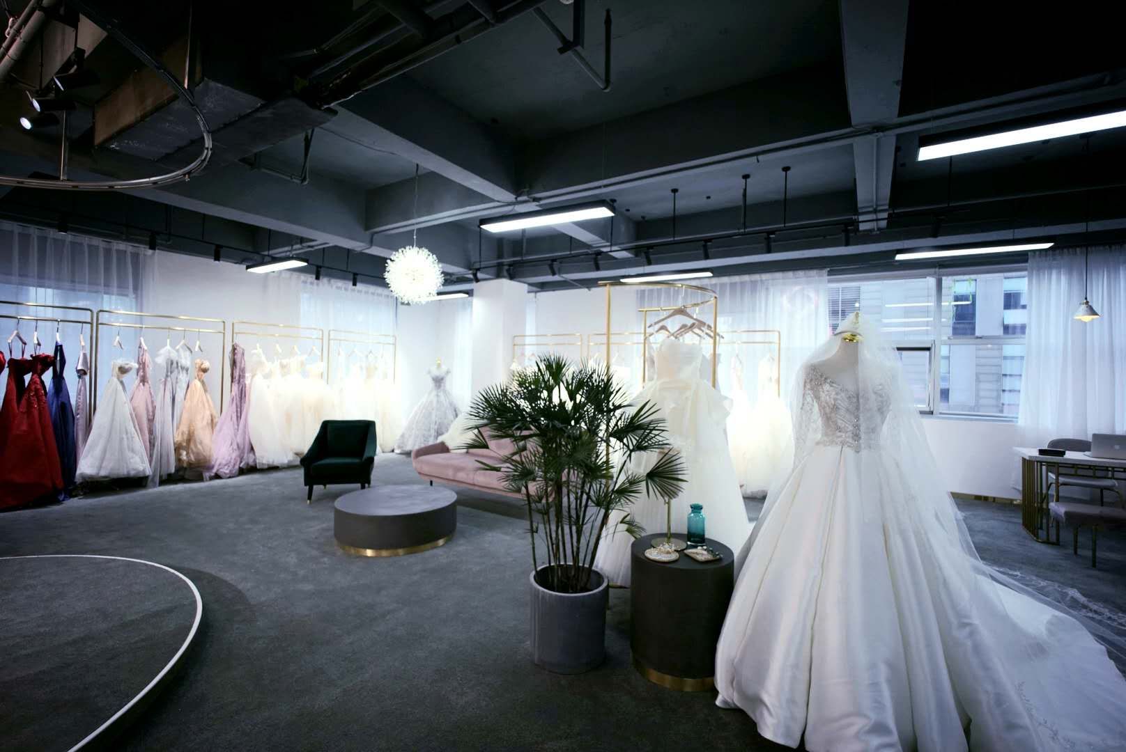 CHERIR 汐礼婚纱西服定制（旗舰店）