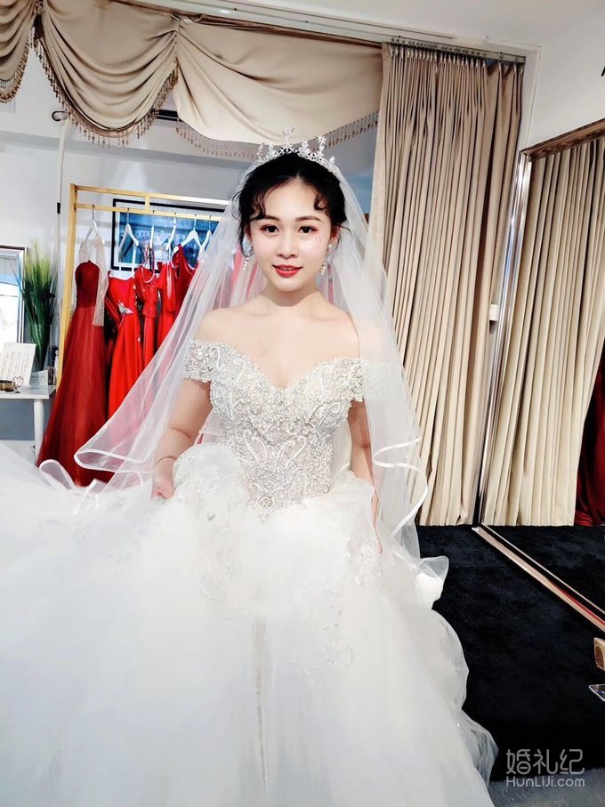 【大婚有喜】给大家分享一下我的选纱经验！