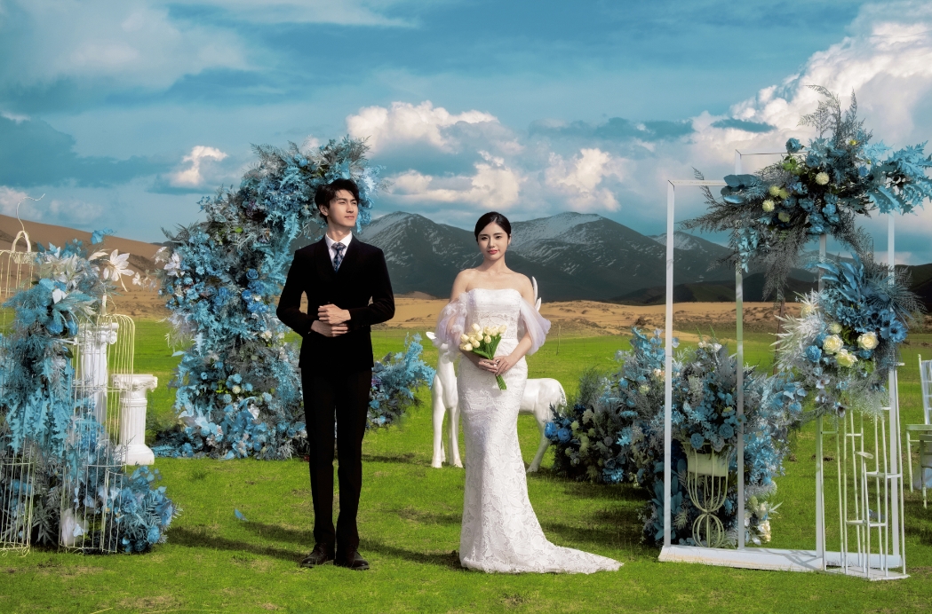 7999婚纱套餐 一天拍摄两天服务+定制婚前影像