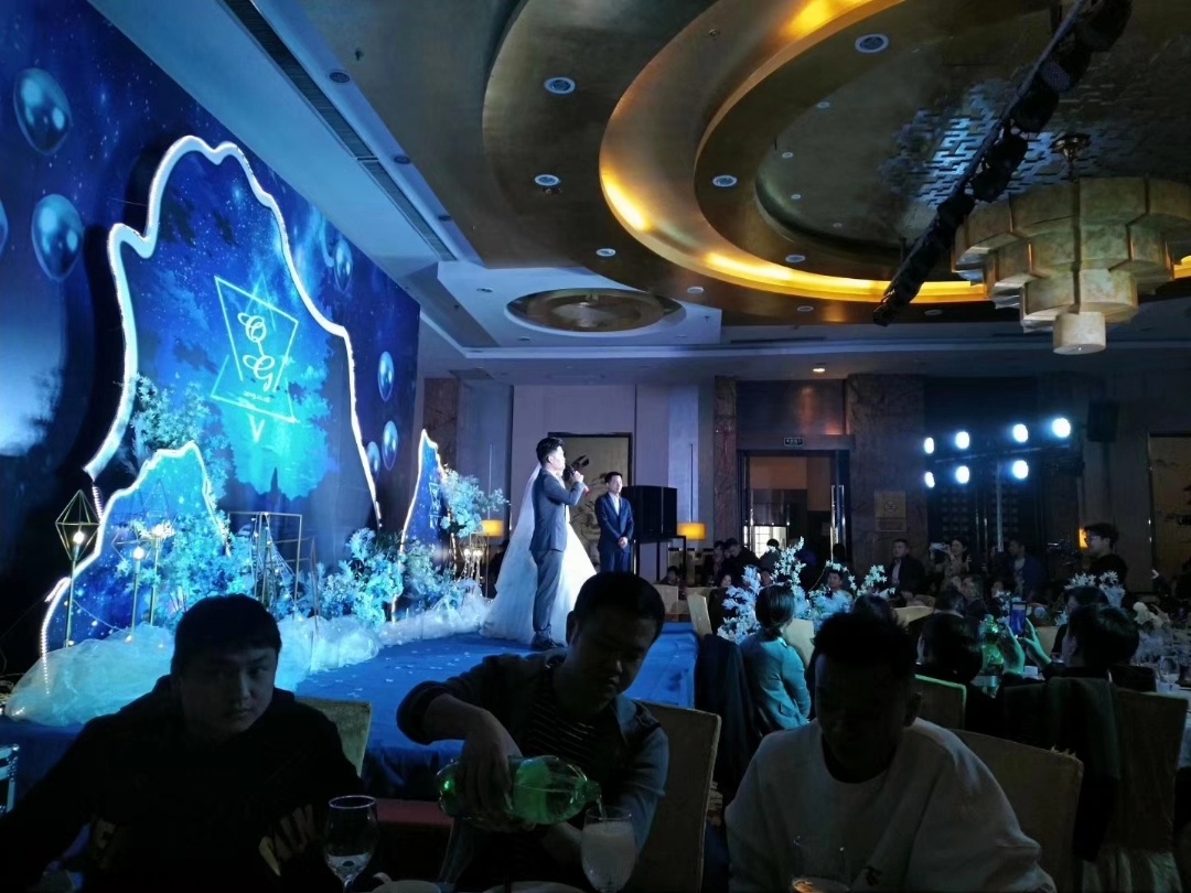 资深主持+流程策划+婚礼音乐搭配