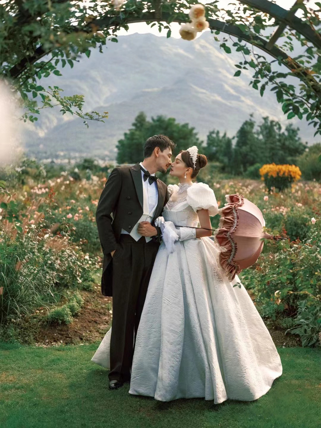 【旅拍婚紗照】婚紗攝影/三亞/廈門/麗江/大理