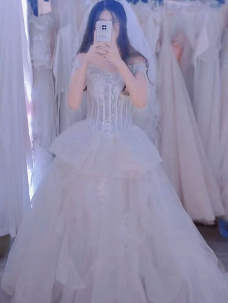 出售二手婚纱9成新
