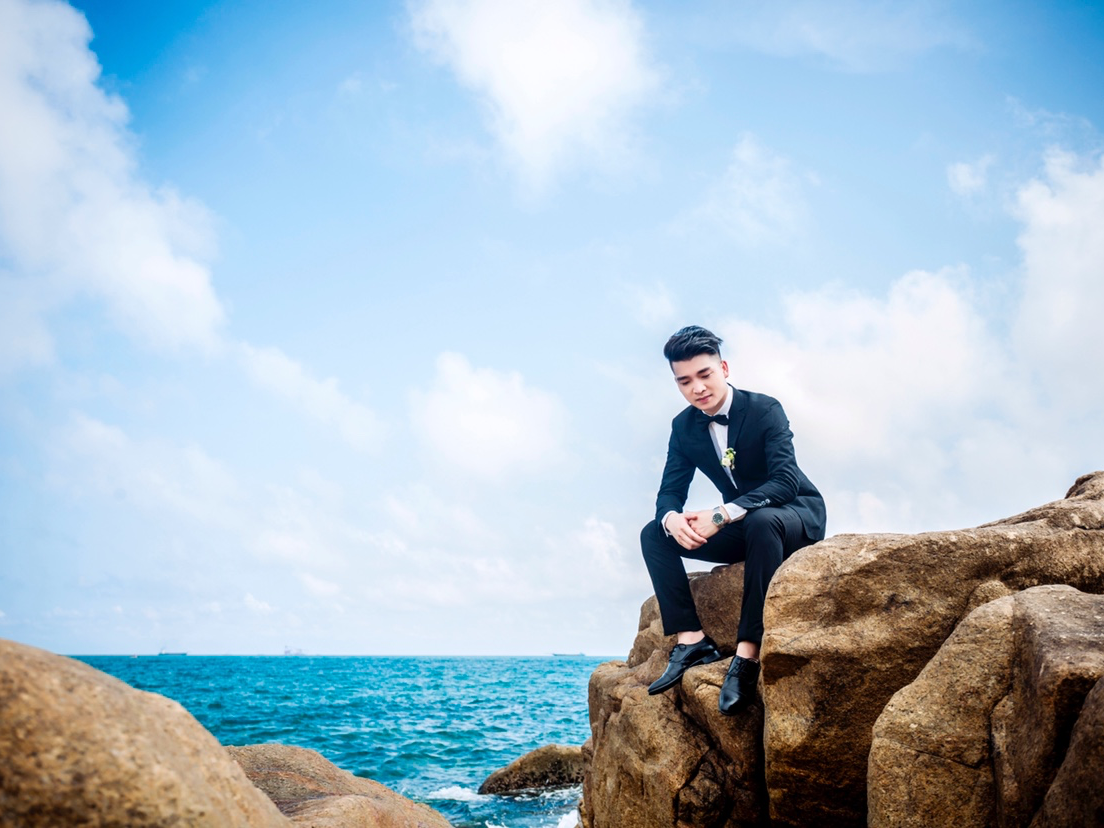 【人气主持.私人定制 】  执子之手到暮雪白头